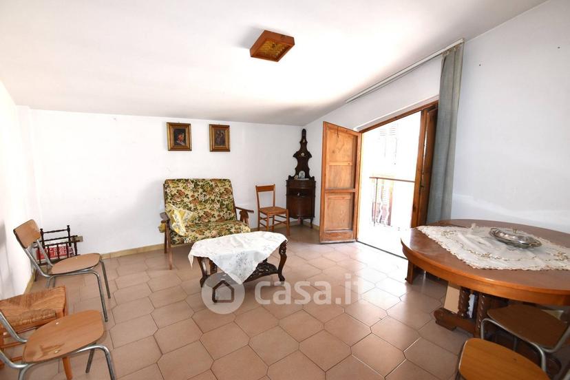 Trilocale in Via San Francesco 23 — foto 12 di 27