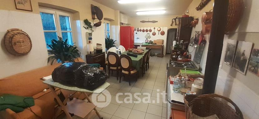 Villa in Strada Cocconito 6 — foto 2 di 34