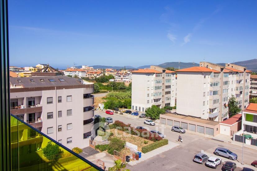 Trilocale in Via Pompeu Fabra 13 — foto 23 di 48