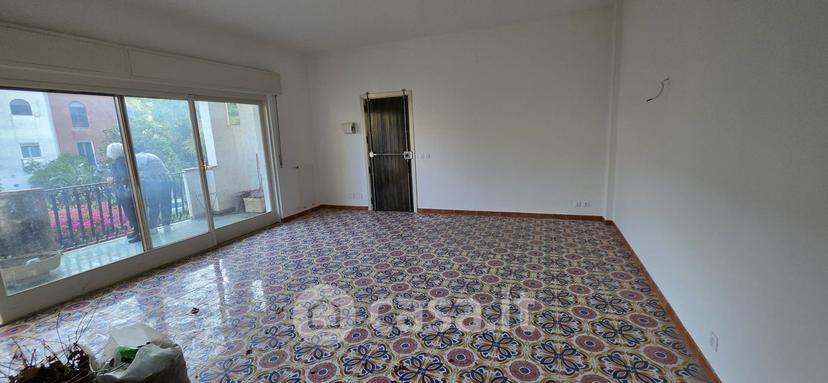 Trilocale in Via Livorno — foto 17 di 24