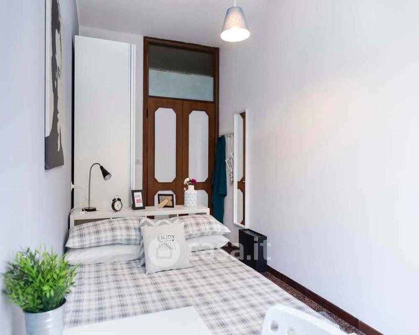 Stanza in Viale Giovanni Vicini 20 — foto 25 di 33