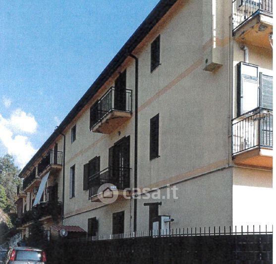 Trilocale in Via Cesina — foto 18 di 32