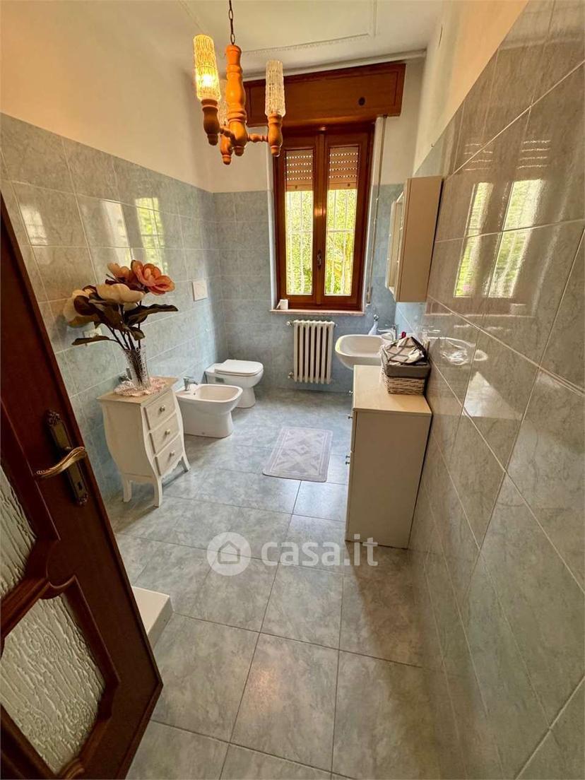 Villa in Via Eugenio Baroni 1 — foto 21 di 33