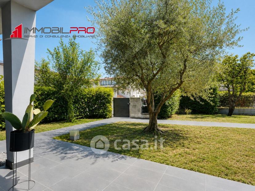 Trilocale in Via San G. Bosco 65 — foto 19 di 31