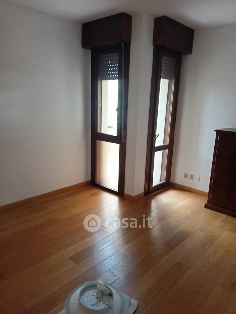 Trilocale in Via Ticino — foto 4 di 7
