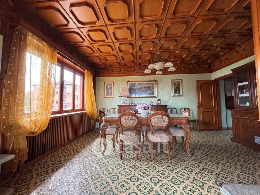 Villa in Via Vittorio Veneto 20 — foto 14 di 78