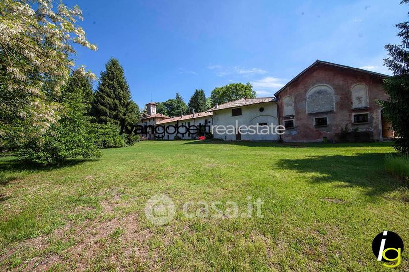 Villa in Via Sempione 13 — foto 20 di 40