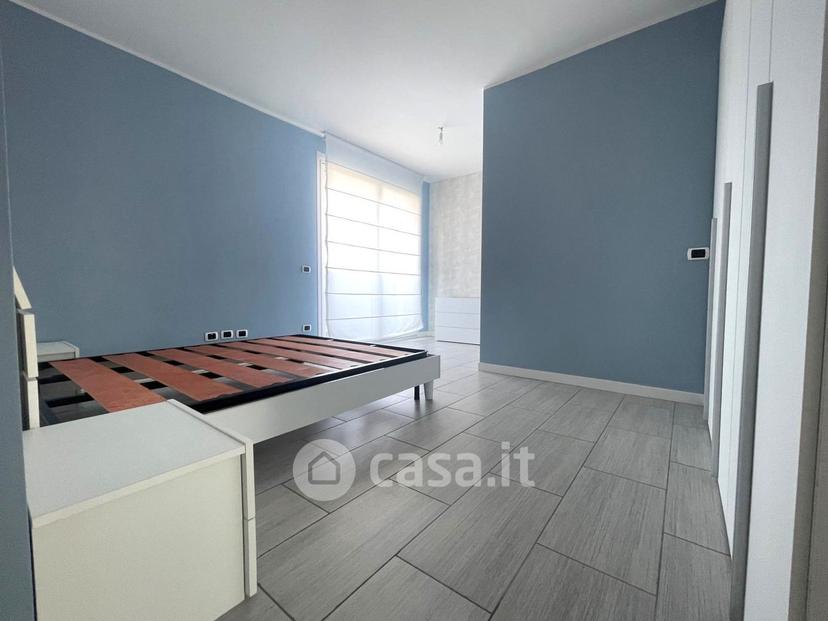 Trilocale in Via Carlo Cattaneo — foto 6 di 26