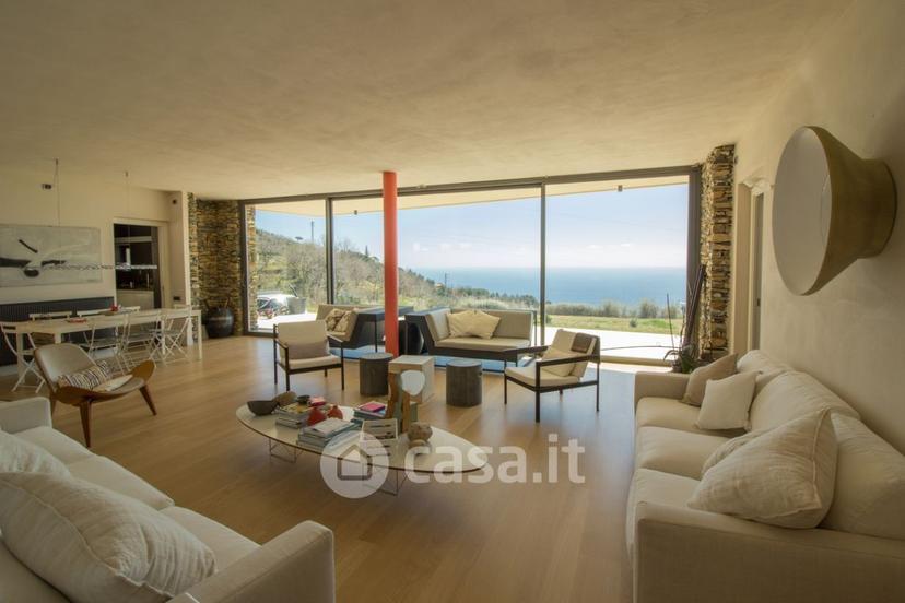 Villa in Strada Cavia Castellaro 10 — foto 32 di 37