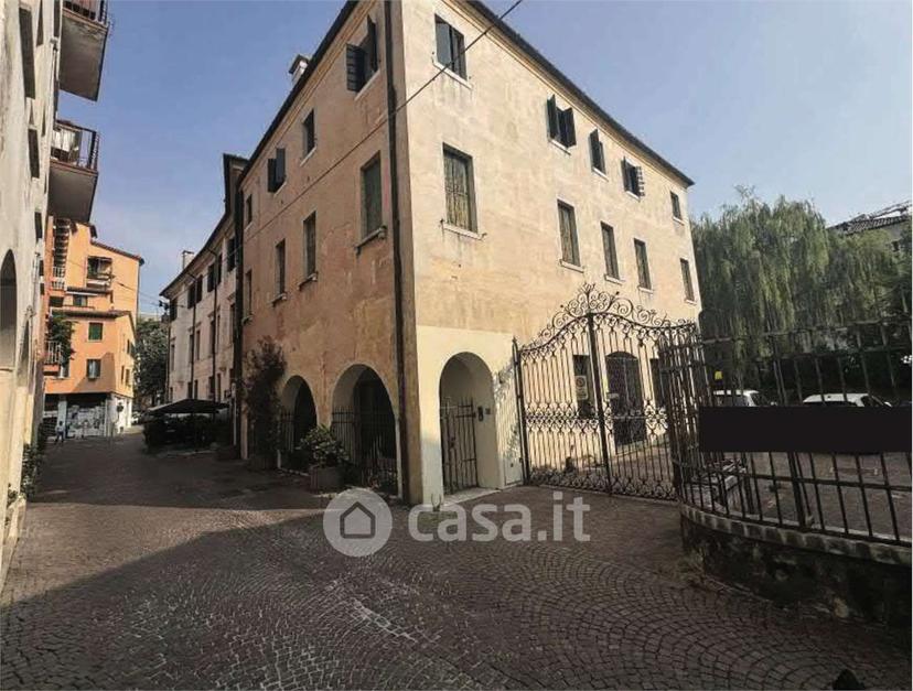 Appartamento in Via Avogari — foto 13 di 20