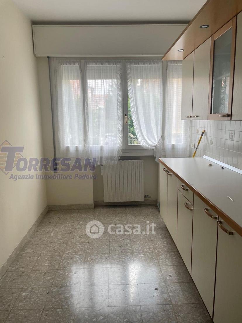 Stanza in Via I.mezzabati