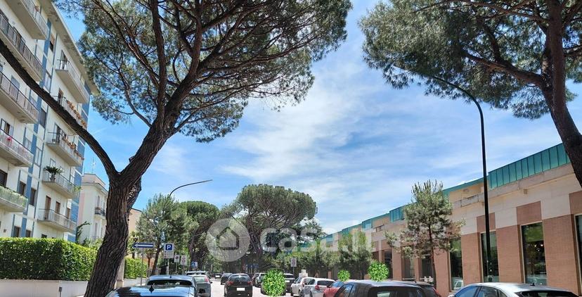 Bilocale in Viale Atlantici — foto 2 di 33