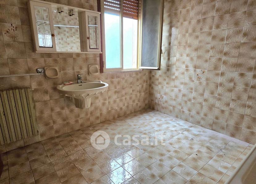 Quadrilocale in Via Giuseppe Verdi 33 — foto 17 di 40