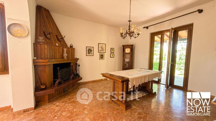 Villa in Passo della Scheggia — foto 43 di 49
