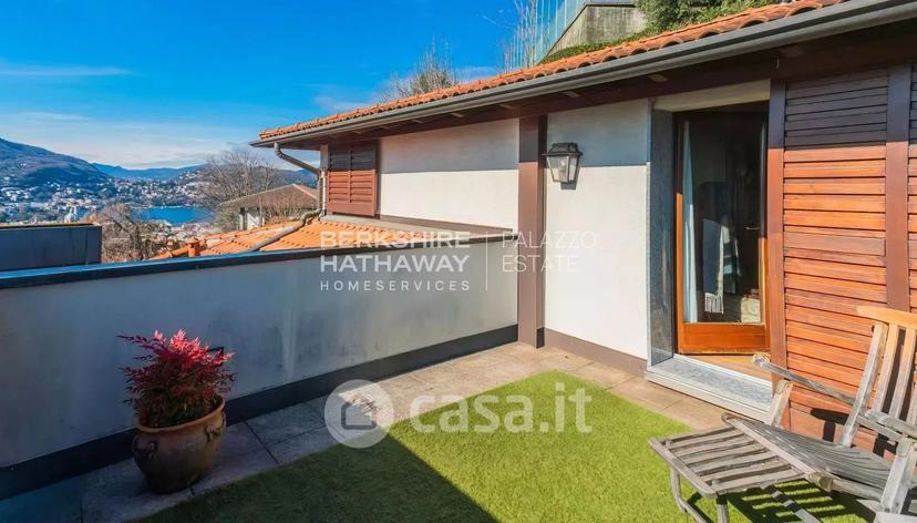 Villa in Via Per Brunate — foto 12 di 44