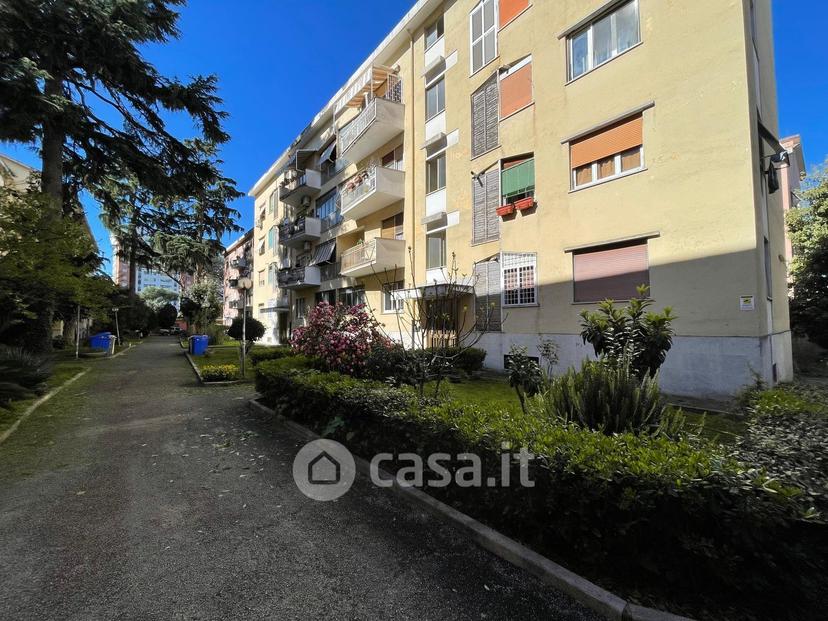 Trilocale in Viale dell'Esercito — foto 17 di 22