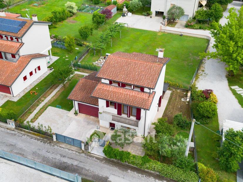 Villa in Via S. Maria 3 — foto 5 di 33