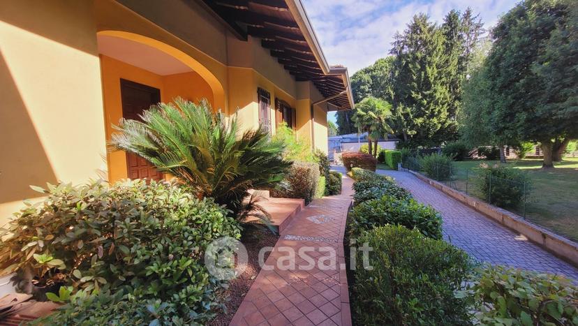 Villa in Via Fratelli Bandiera — foto 77 di 84