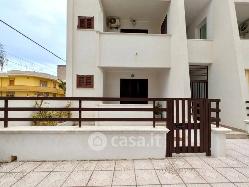 Trilocale in Via Riccione 91 — foto 30 di 34