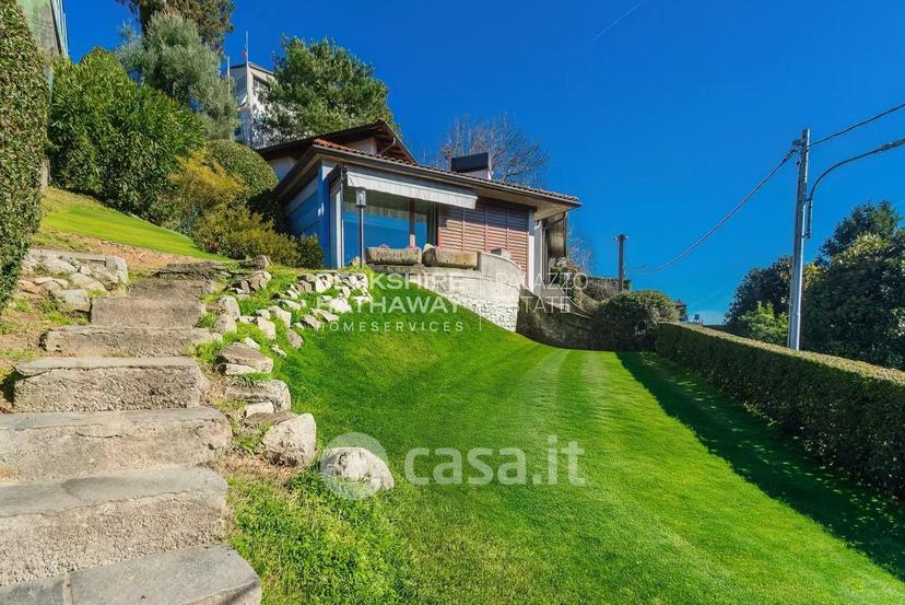 Villa in Via Per Brunate — foto 2 di 44