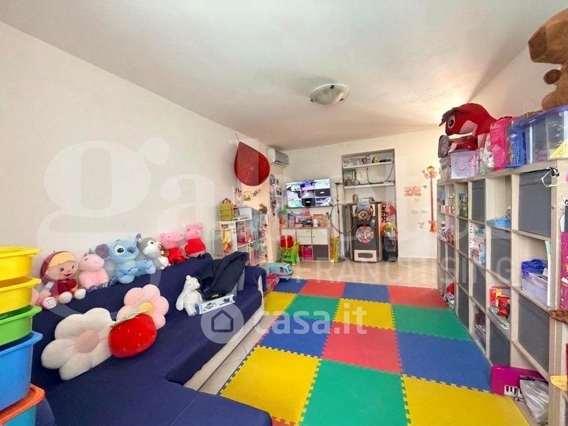 Villa in Strada Civezza — foto 21 di 35