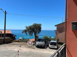 Trilocale in Via Fiascherino Iiª Traversa 6