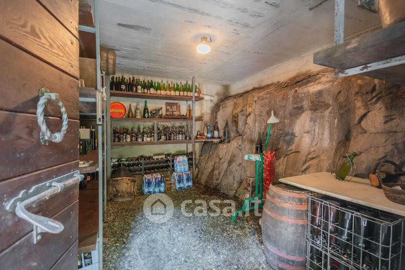 Villa in Via Gianni Rodari 69 — foto 21 di 73