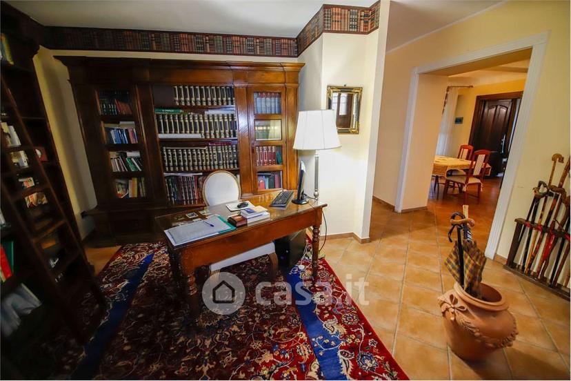 Villa in Via Emanuele Filiberto 14 — foto 32 di 53
