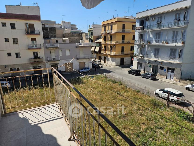 Trilocale in Via Simone de Brado — foto 4 di 9