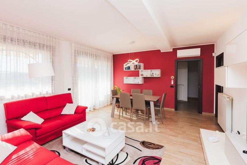 Trilocale in Via XI Febbraio 3 — foto 31 di 36
