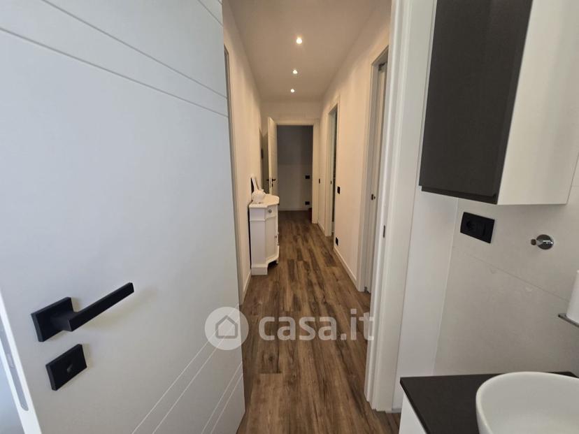 Trilocale in Via Tortona — foto 9 di 53