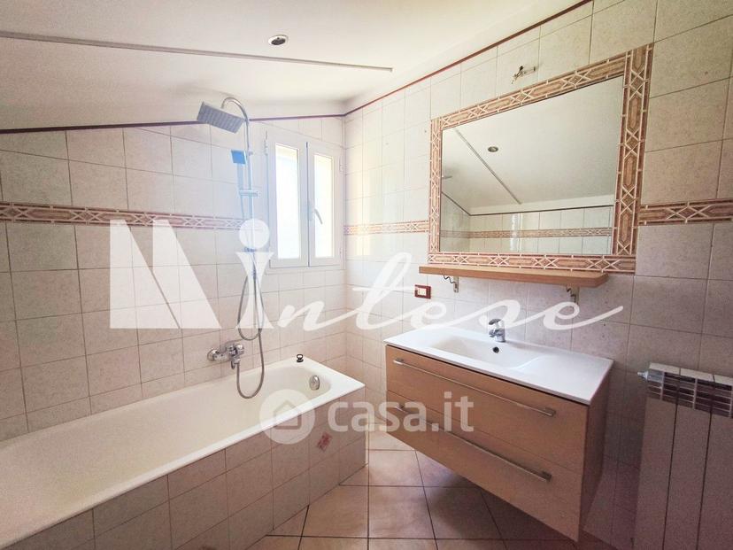 Trilocale in Via Gabriele d'Annunzio — foto 19 di 25