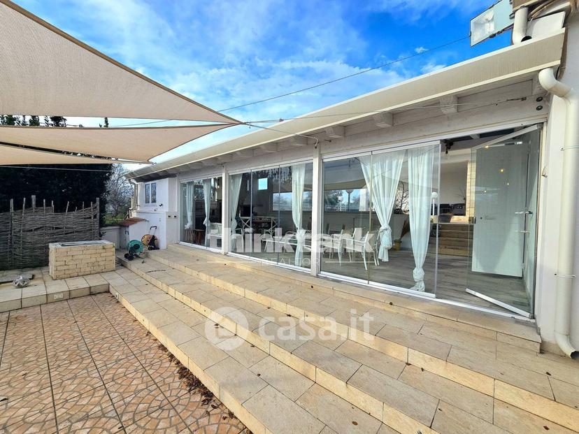 Villa in Via del Giglio — foto 27 di 41