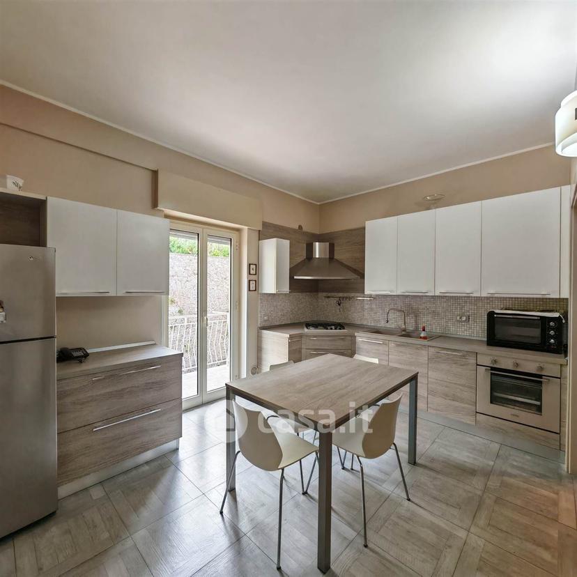 Quadrilocale in Via Dante Alighieri 92 — foto 2 di 21