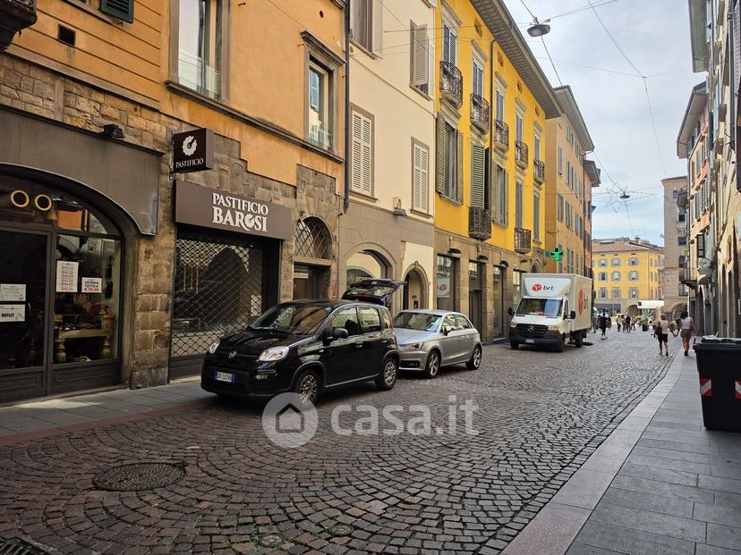 Monolocale in Via Sant'Alessandro — foto 24 di 25