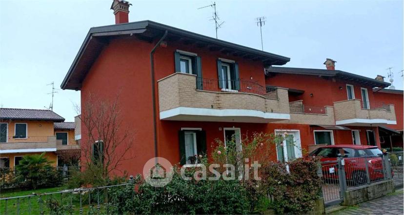 Villa in Via Alta — foto 2 di 12
