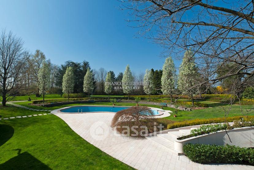 Villa in Via Alcide de Gasperi — foto 24 di 45