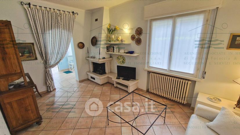 Appartamento in Viale Due Giugno (angolo Con Seconda Traversa Pine 101 — foto 32 di 39
