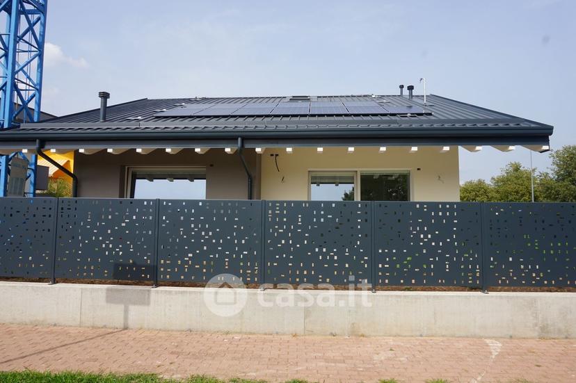 Villa in Via Bartolomeo Colleoni — foto 18 di 37