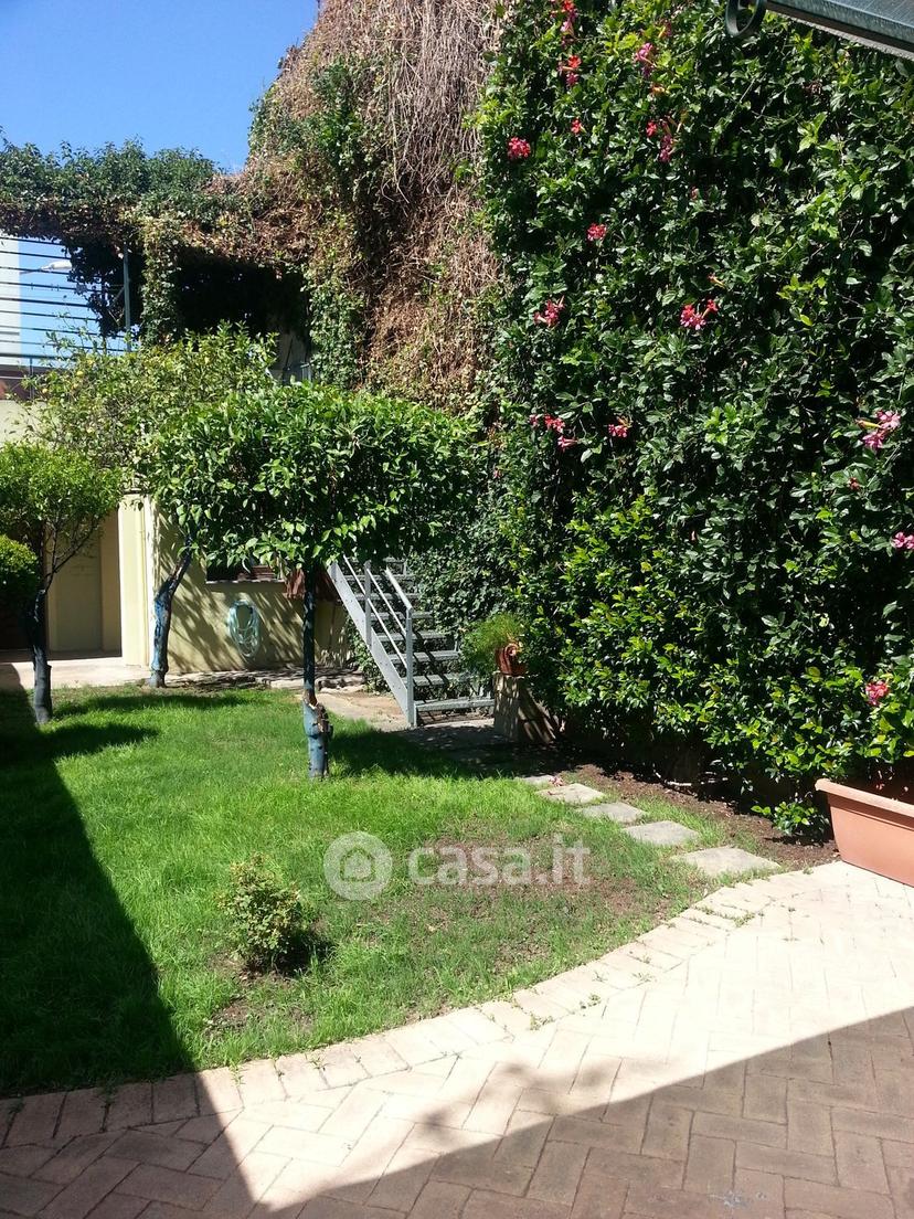 Stanza in Via del Risorgimento 108 — foto 5 di 57
