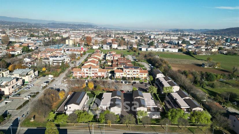 Appartamento in Via Martiri di Cefalonia 8 — foto 13 di 14