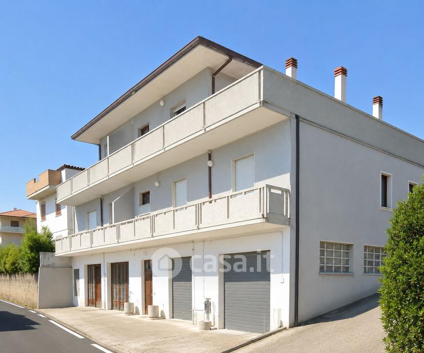 Appartamento in Via Salino — foto 12 di 24