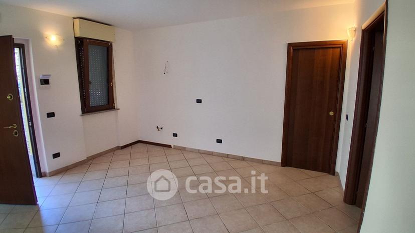Trilocale in Via Andrea Costa — foto 10 di 13