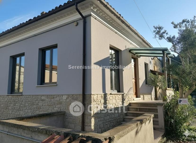 Villa in Via La Rocca — foto 21 di 25