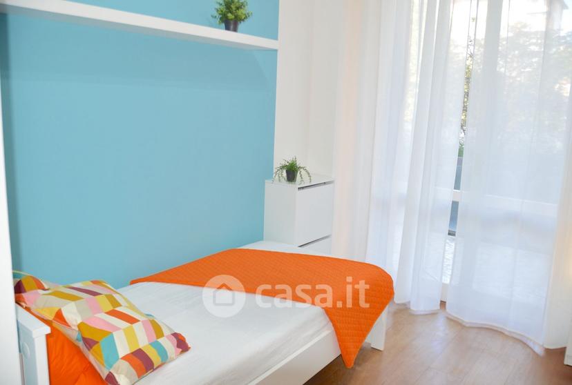 Stanza in Viale Ciro Menotti 52 — foto 8 di 12