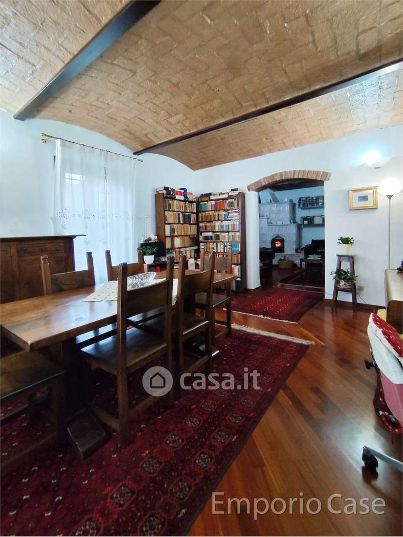 Villa in Stradello Senni — foto 3 di 18
