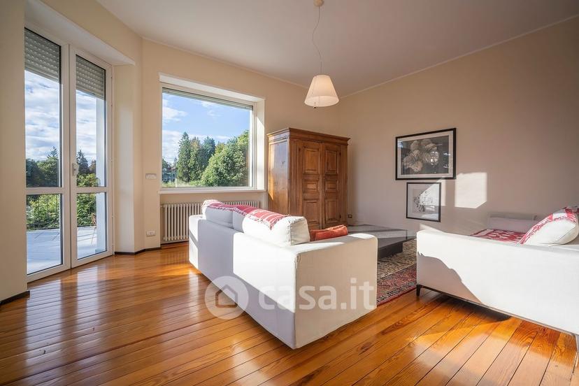 Villa in Via Adua 5 — foto 5 di 31