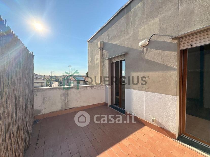 Quadrilocale in Via Montanara — foto 2 di 39