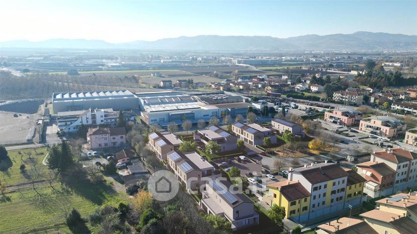 Appartamento in Via Martiri di Cefalonia 8 — foto 9 di 14