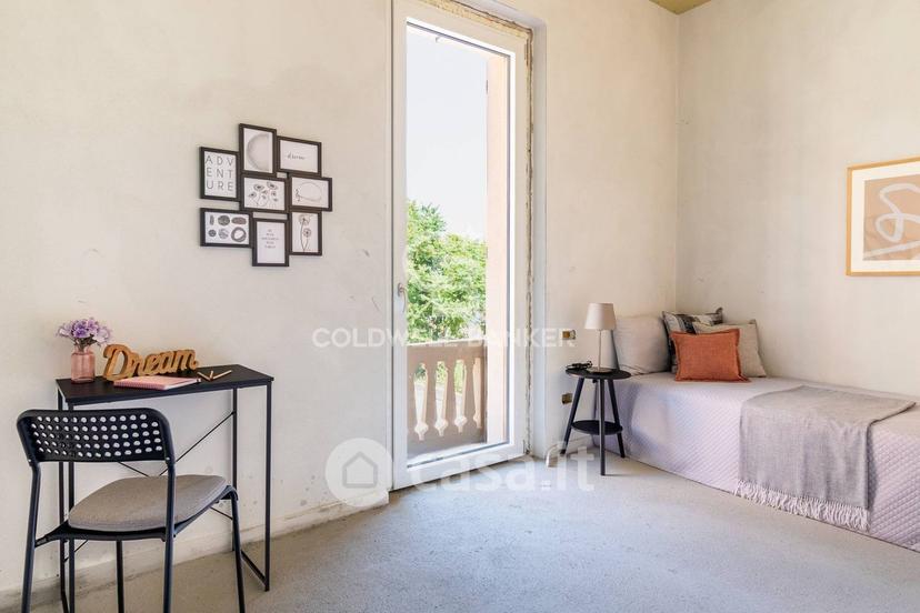 Villa in Via G. Espinasse 3 — foto 2 di 20